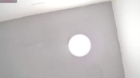 Snapshot of melodiroux_ chatting on 06-18-26, 12:53 Melodi online show from 06-18-26, 12:53