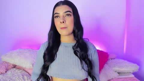    online show from 03-08-25, 04:23