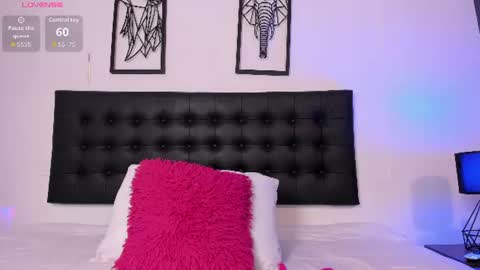 Melody Evans online show from 06-25-26, 11:48