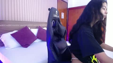 Melody  online show from 12-04-24, 12:14