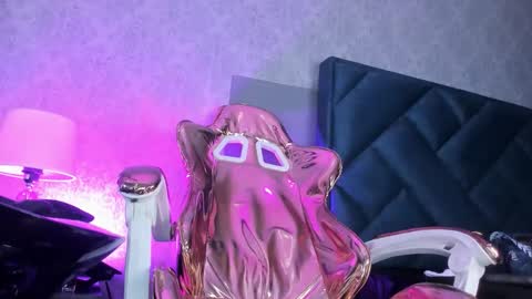 Snapshot of melody_hanks chatting on 11-05-25, 07:47 melody_hanks online show from 11-05-25, 07:47