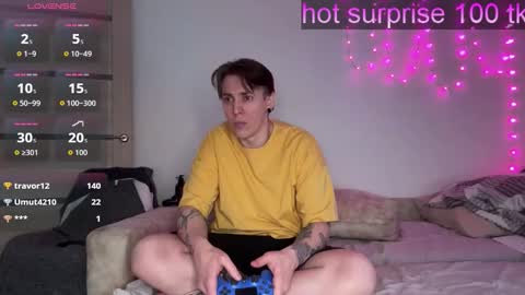 Snapshot of melody_song chatting on 02-24-26, 08:29 melody_song online show from 02-24-26, 08:29