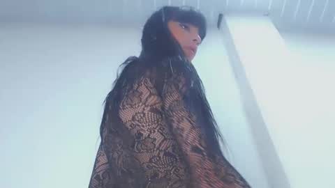 paola sandoval online show from 09-18-25, 04:53