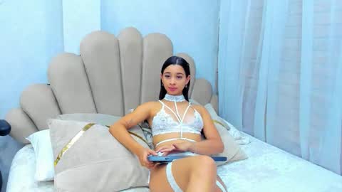 Melody  online show from 03-17-26, 06:44