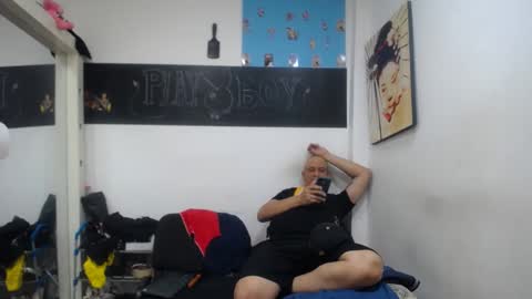 meloncillo_and_babyliss online show from 02-25-25, 05:19