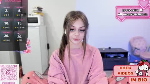 Snapshot of melonipinkbb chatting on 01-07-25, 05:42 MELONI online show from 01-07-25, 05:42