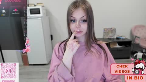 Snapshot of melonipinkbb chatting on 01-16-25, 03:23 MELONI online show from 01-16-25, 03:23