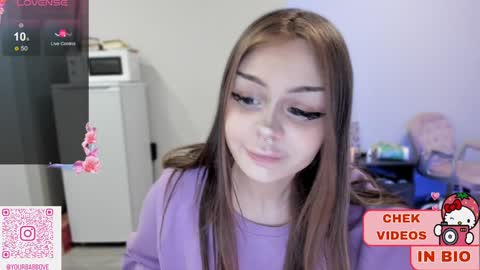 Snapshot of melonipinkbb chatting on 01-20-25, 03:26 MELONI online show from 01-20-25, 03:26