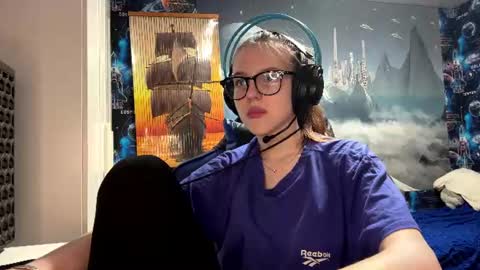 Hi Im Aria 18 years old online show from 06-29-26, 01:22