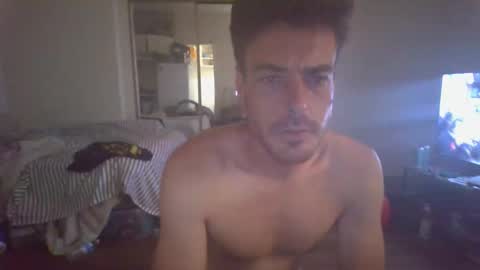 Snapshot of melting4u chatting on 04-19-26, 04:23 melting4u online show from 04-19-26, 04:23