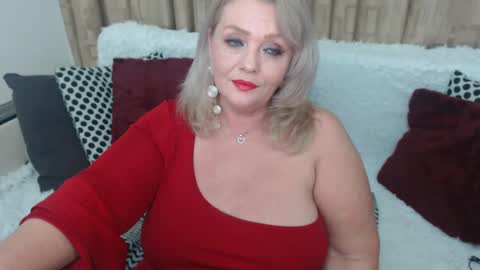 melyssamilfxxx online show from 01-09-25, 06:15