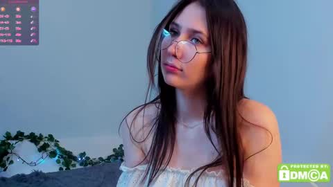 Snapshot of memento_mary chatting on 02-09-25, 11:14 The princess of your dreams online show from 02-09-25, 11:14