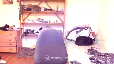 Snapshot of memorningdew chatting on 12-22-25, 05:59 Yummygirl online show from 12-22-25, 05:59