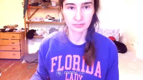 Snapshot of memorningdew chatting on 12-23-25, 06:11 Yummygirl online show from 12-23-25, 06:11