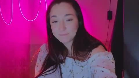 Mencialo online show from 11-19-25, 05:57