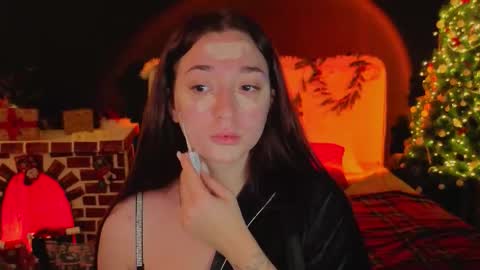 Mencialo online show from 12-15-25, 01:54