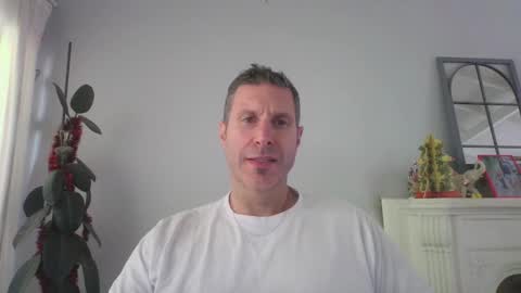 Snapshot of menotista chatting on 01-16-26, 06:23 menotista online show from 01-16-26, 06:23