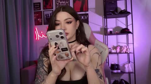 Snapshot of meow__baby chatting on 02-11-26, 04:12 Amy Meow online show from 02-11-26, 04:12