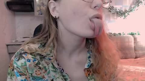 meowcr online show from 10-03-25, 05:26