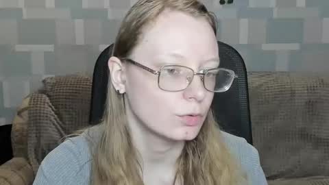 meowcr online show from 11-30-25, 01:04