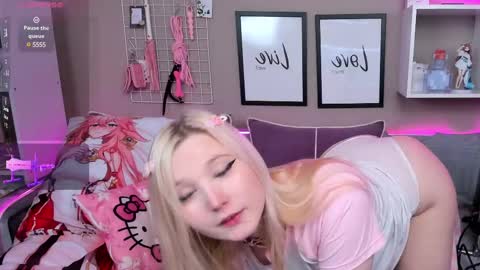 MeowkaKitty online show from 02-18-25, 12:48