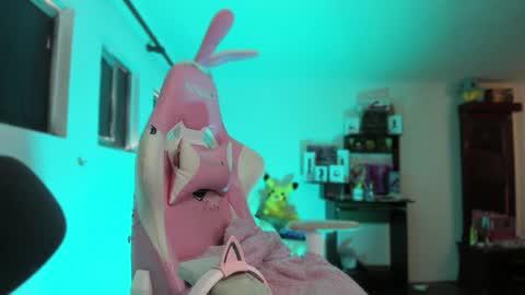 meowmelf online show from 12-05-25, 03:30