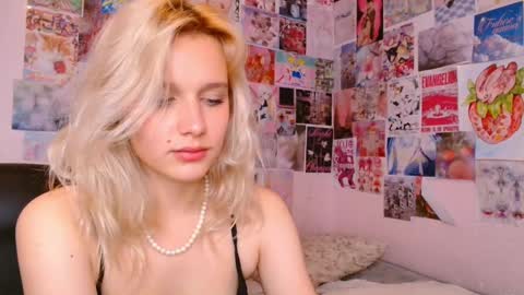 Lilu online show from 03-11-25, 08:41