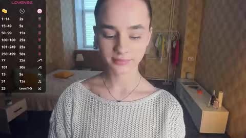 Julie online show from 11-19-25, 07:08