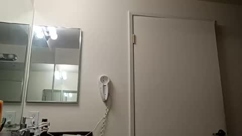 meowzers777 online show from 11-20-25, 07:24