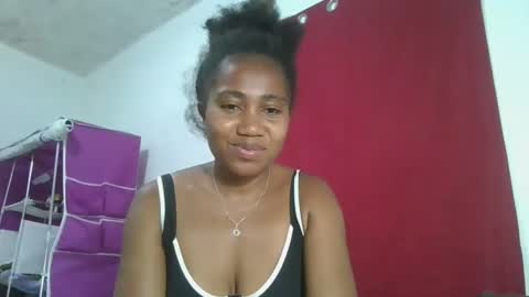 meraldaaaa online show from 10-14-25, 09:15