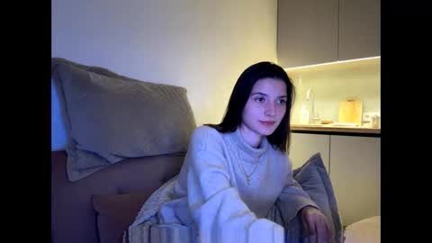 Snapshot of meralynn chatting on 04-29-26, 05:30 LEVA online show from 04-29-26, 05:30