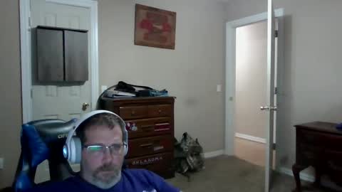 Snapshot of mercer1977 chatting on 09-24-25, 01:25 mercer1977 online show from 09-24-25, 01:25