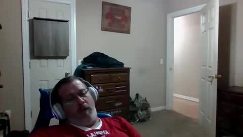 Snapshot of mercer1977 chatting on 11-02-25, 08:17 mercer1977 online show from 11-02-25, 08:17