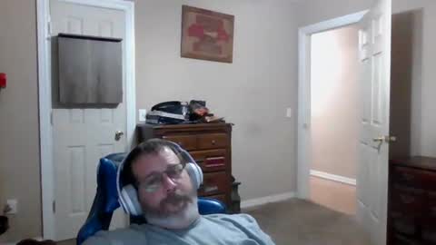 Snapshot of mercer1977 chatting on 12-01-25, 02:55 mercer1977 online show from 12-01-25, 02:55