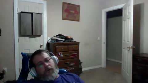 Snapshot of mercer1977 chatting on 02-15-26, 03:58 mercer1977 online show from 02-15-26, 03:58