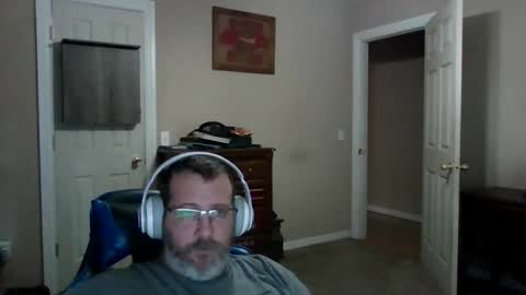 Snapshot of mercer1977 chatting on 03-15-26, 10:27 mercer1977 online show from 03-15-26, 10:27