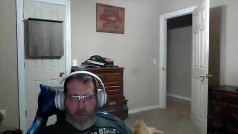 Snapshot of mercer1977 chatting on 04-03-26, 12:03 mercer1977 online show from 04-03-26, 12:03