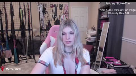 Dolly Mercers Doll online show from 01-05-25, 05:41