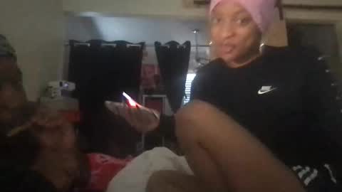 InHer77 online show from 11-11-25, 04:18