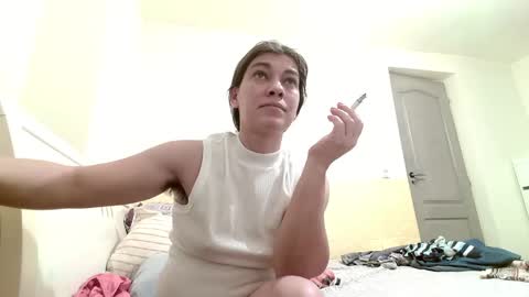 Miss Helena online show from 01-06-25, 03:51