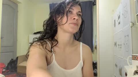 Snapshot of merciylove chatting on 04-09-26, 02:55 Miss Helena online show from 04-09-26, 02:55