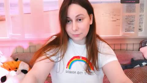 Snapshot of mercurygirlx chatting on 10-28-25, 12:36 Cutie online show from 10-28-25, 12:36