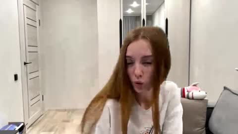 Anna online show from 02-01-26, 01:53