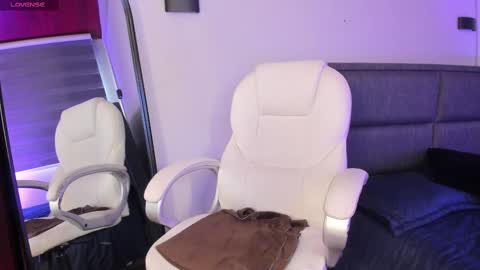 Merida  online show from 02-19-25, 12:55