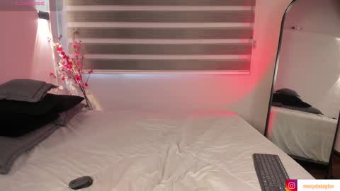 Merida  online show from 09-23-25, 01:14