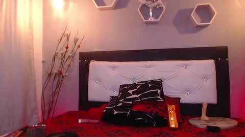 meriiiidaa online show from 09-24-25, 03:10