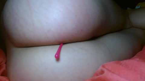 Snapshot of meriilyn_monroe724 chatting on 04-12-26, 11:48 meriilyn_monroe724 online show from 04-12-26, 11:48