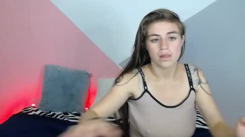 Snapshot of merily_duff chatting on 01-09-26, 11:28 MERILY online show from 01-09-26, 11:28