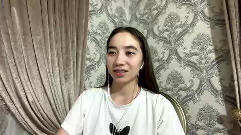 merlenebixel online show from 07-19-26, 03:05