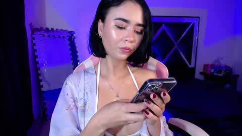 Snapshot of merlin__18 chatting on 11-27-25, 05:31 Merlin 18 online show from 11-27-25, 05:31